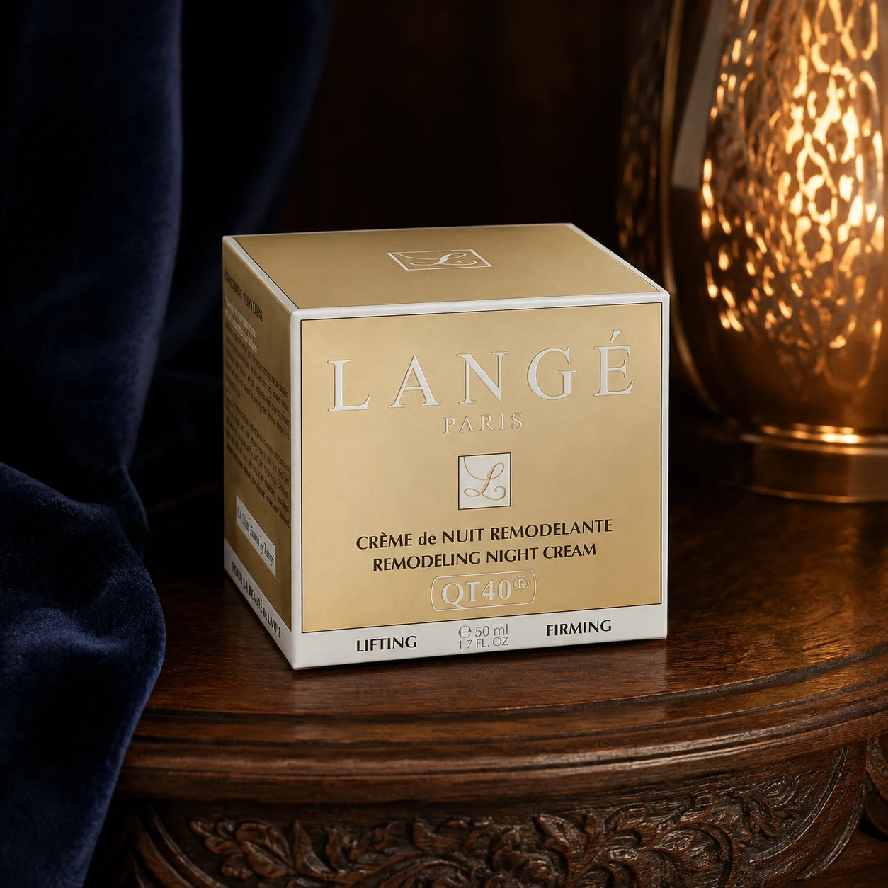 Crème de nuit remodelante — mise en scène