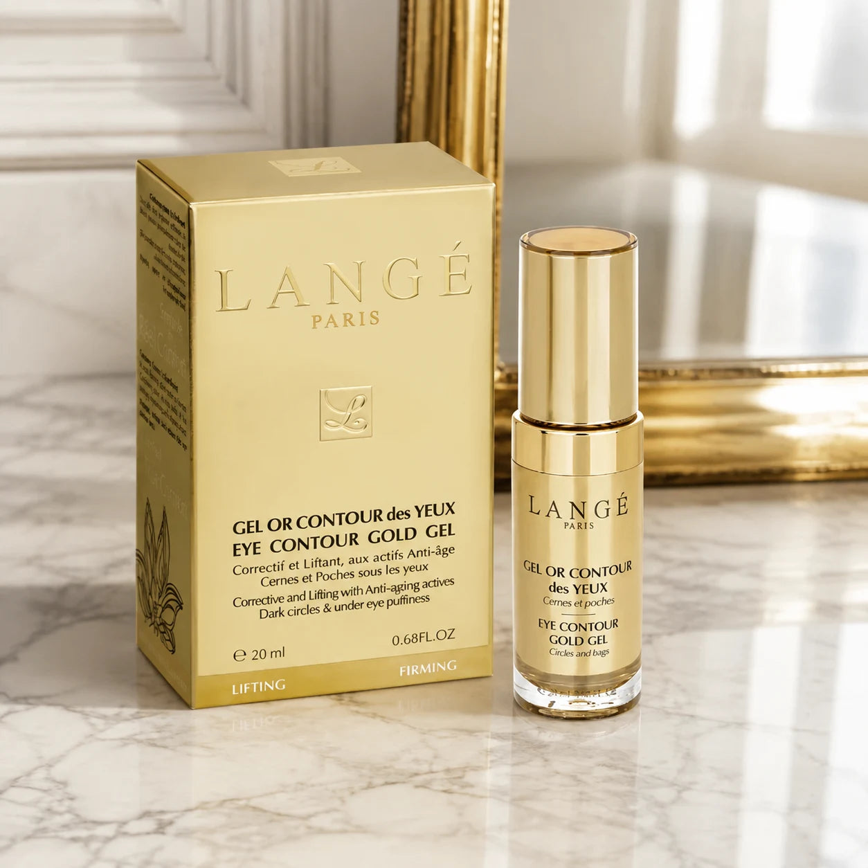 Gel Contour des Yeux Gold — mise en scène