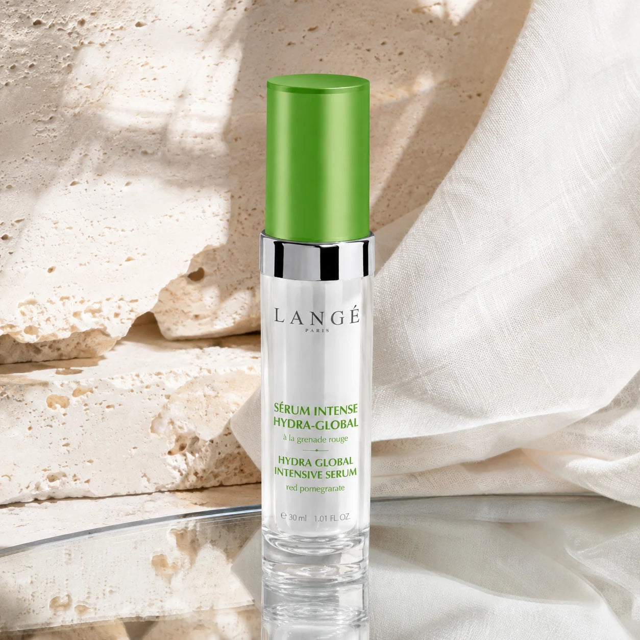 Intensywnie nawilżające serum Hydra-Global — zdjęcie aranżacyjne